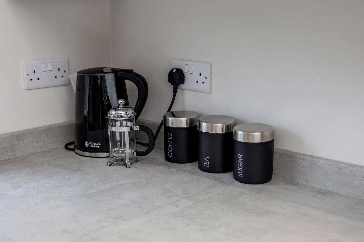 シェフィールド 3 Bed Refurbished, Modern House, Wifi, Patio Areaヴィラ エクステリア 写真